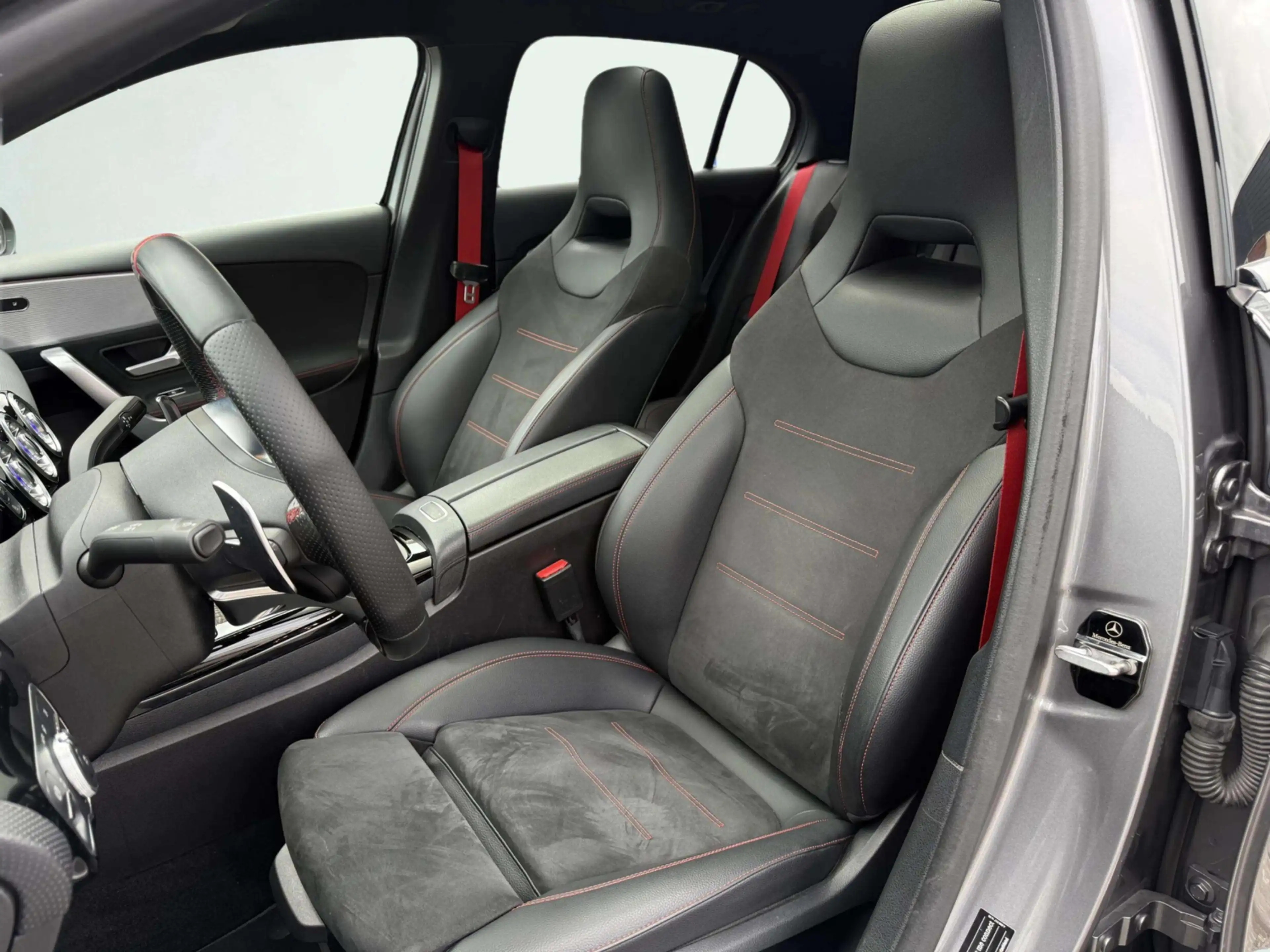 Mercedes-Benz A 45 AMG S 4MATIC+ Edition 1 | Panoramadak | Burmester | Ae — photo 12