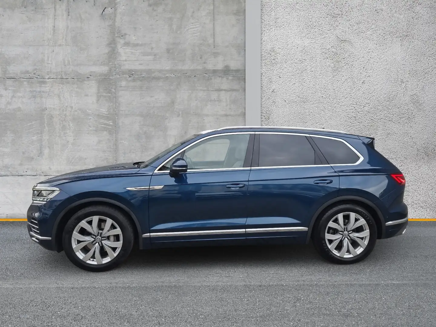 Volkswagen Touareg 3.0 TDI 4M Elegance AHK MATRIX PANOD.STANDH.LUFTF. Blau - 2