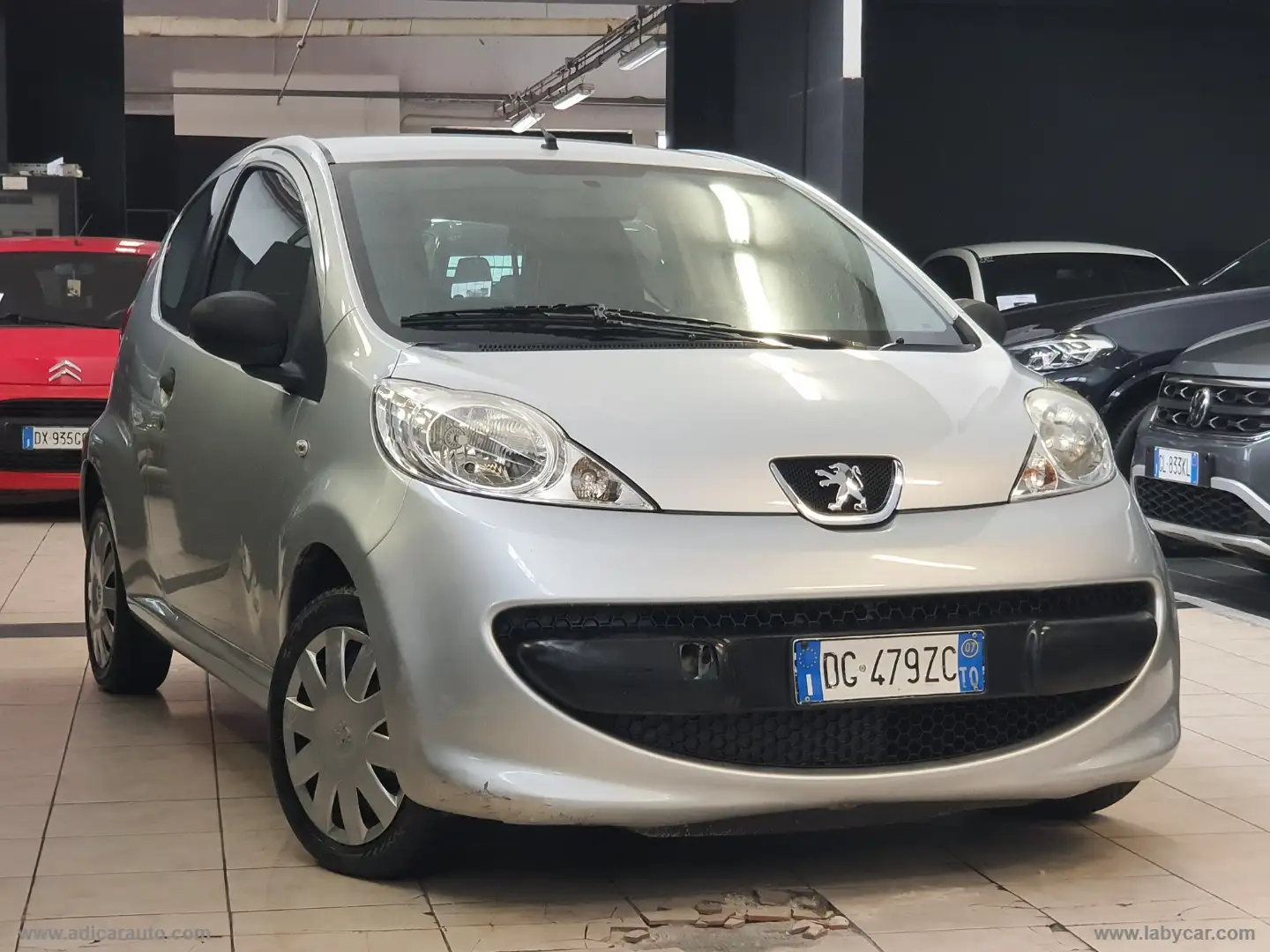 Peugeot 107 1.0 68 CV 3p. Grigio - 1