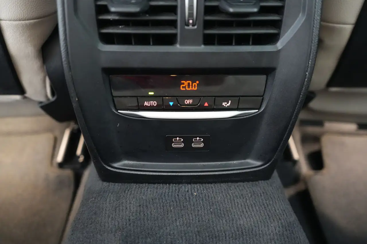 BMW 3 Series 3 Touring 318dA Business Ed. Sport LEDER/CUIR LED, миниатюра 29