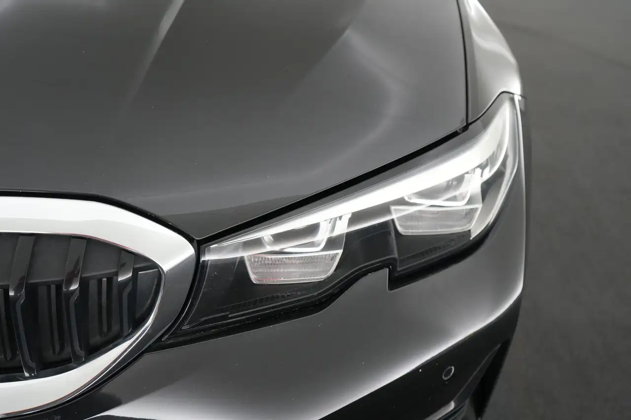 BMW 3 Series 3 Touring 318dA Business Ed. Sport LEDER/CUIR LED, миниатюра 18