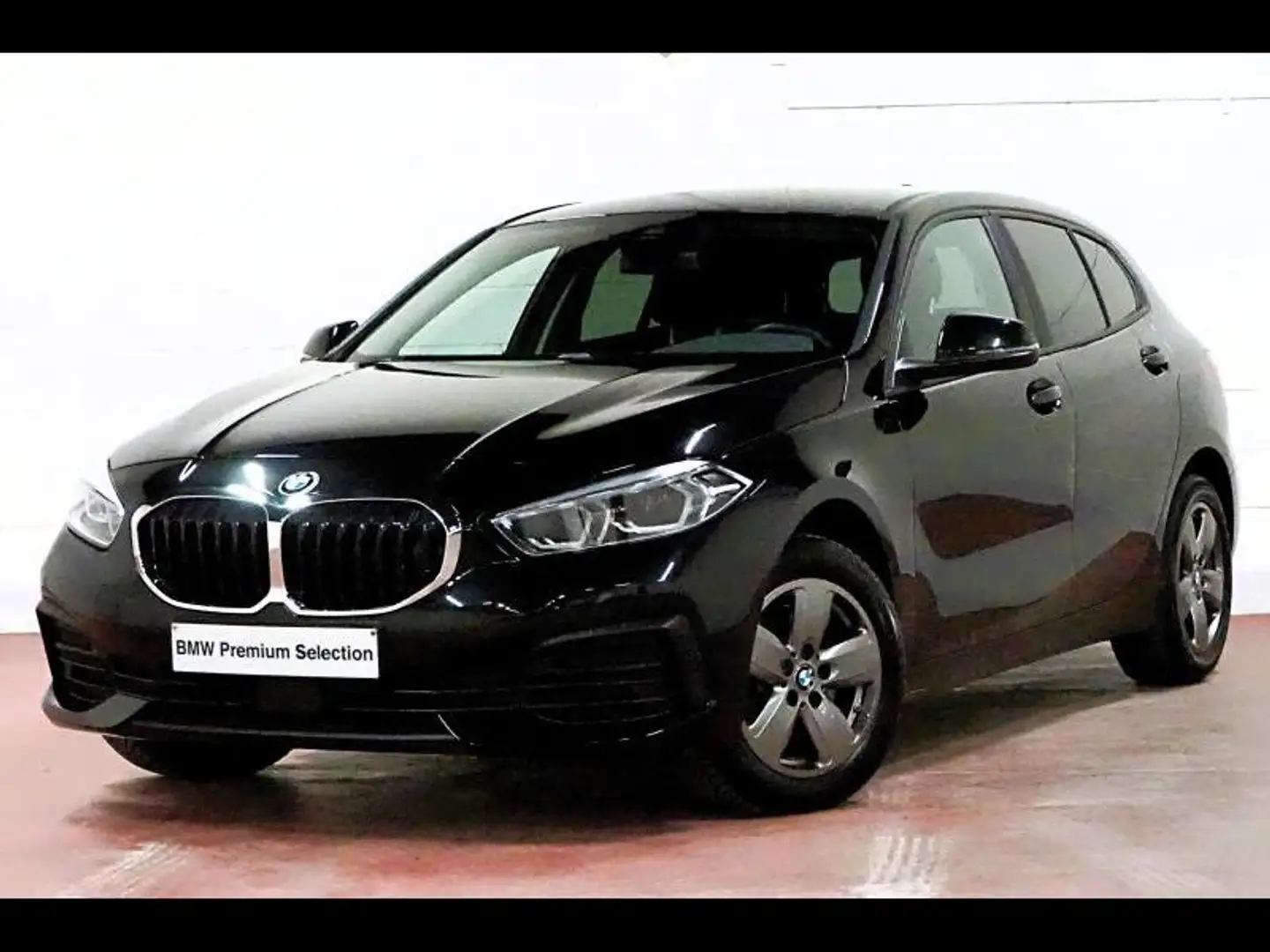 BMW 116 AUTOMAAT - LED - NAVI Zwart - 1