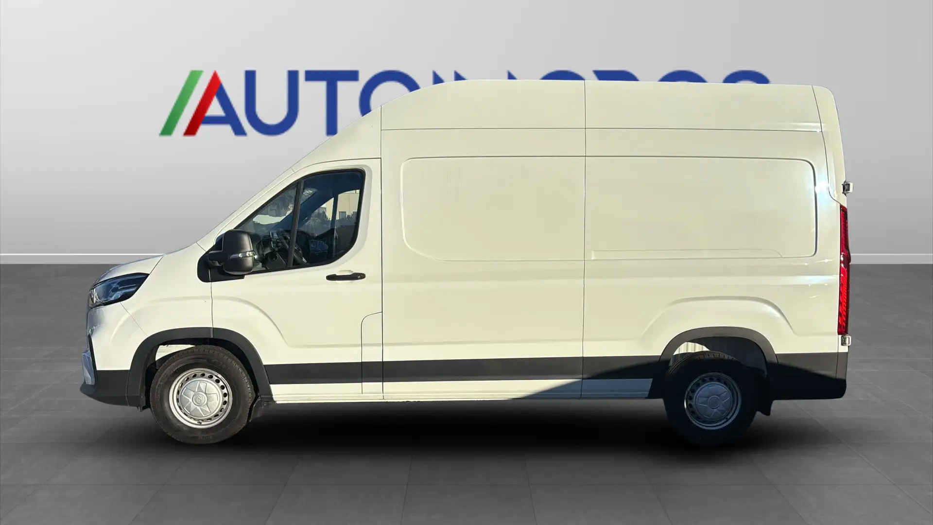 Maxus Deliver 9 2.0 crdi 150cv L3H3 fwd Bianco - 2