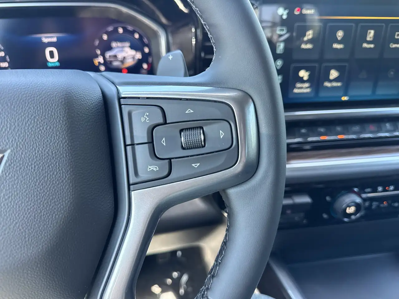 Chevrolet Silverado 1500 photo Chevrolet Silverado 1500