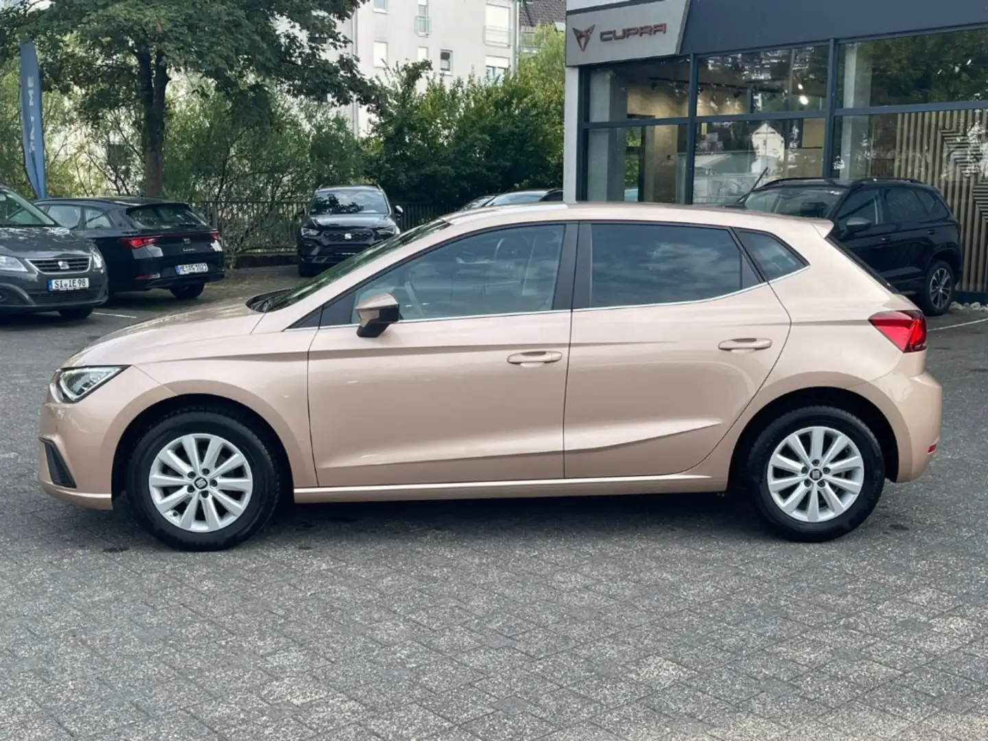 SEAT Ibiza Style 1.0 TSI Navi / LED / DAB / Full Link Beige - 2