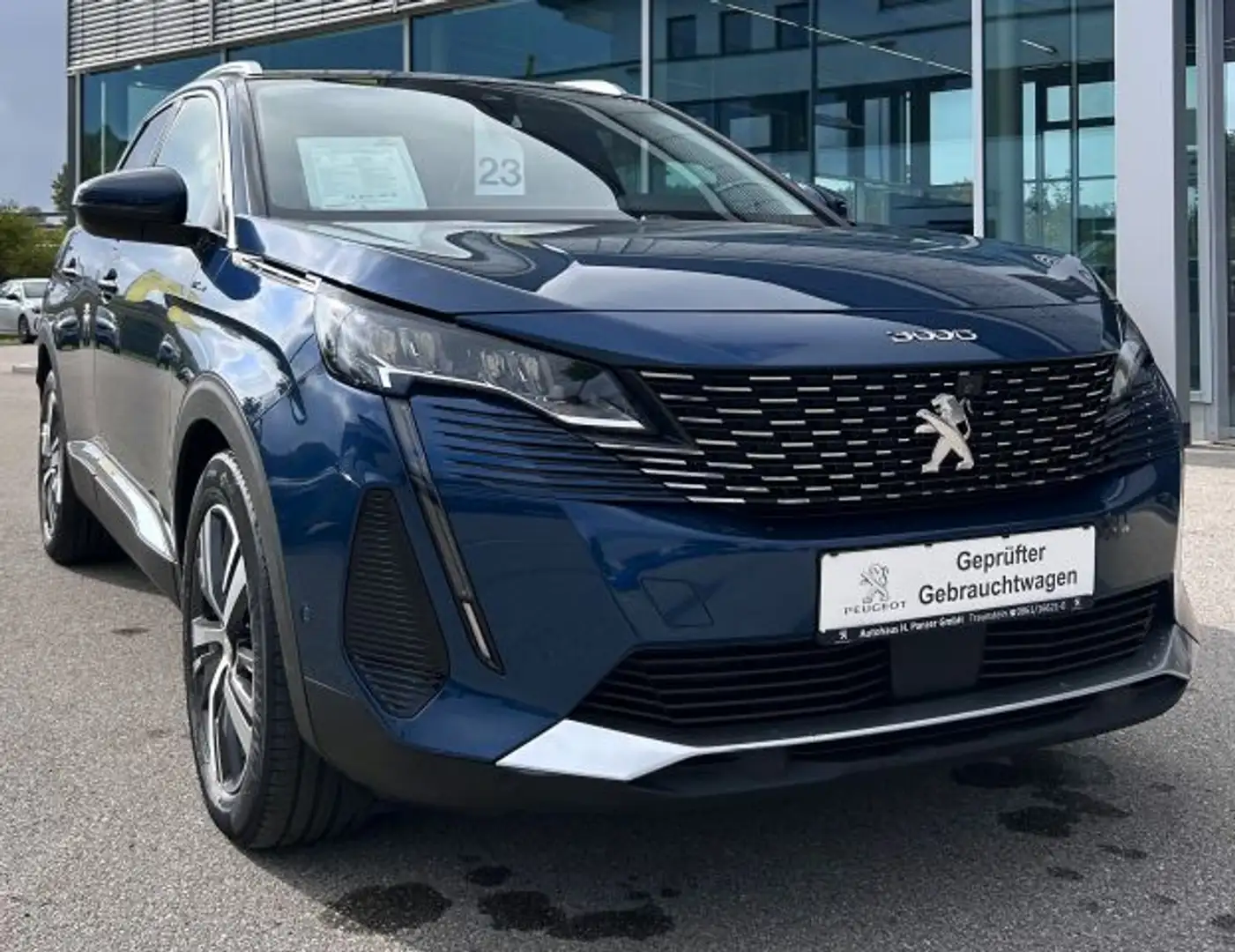 Peugeot 3008 Allure Pack Hybrid 225 e-EAT8 Blau - 1