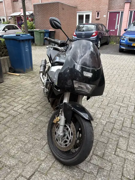 Yamaha FZR 1000