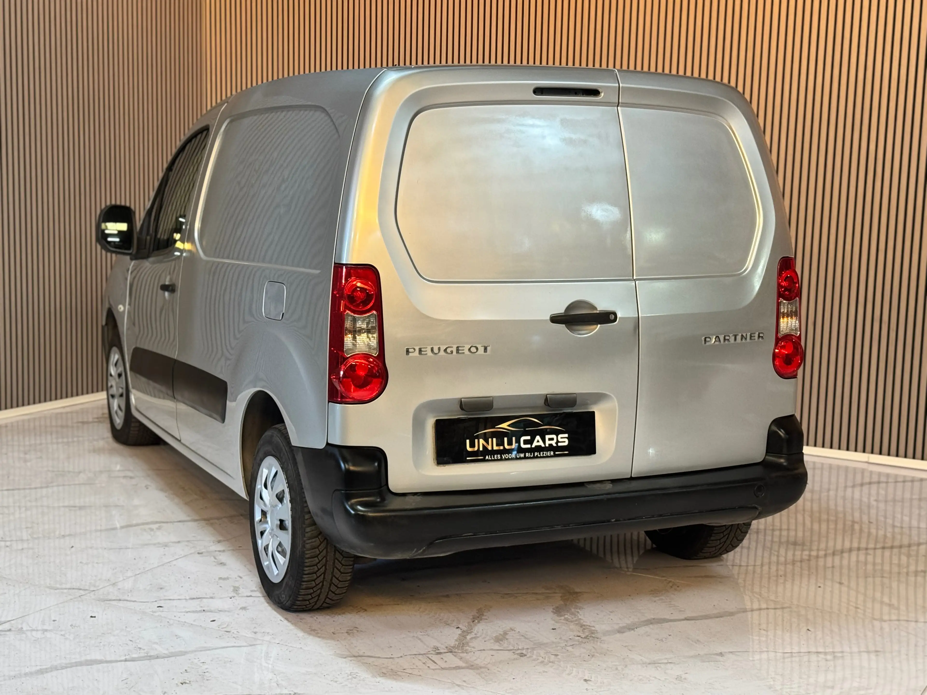 Peugeot Partner 1.6 HDi L1H1 Confort 120 — photo 4