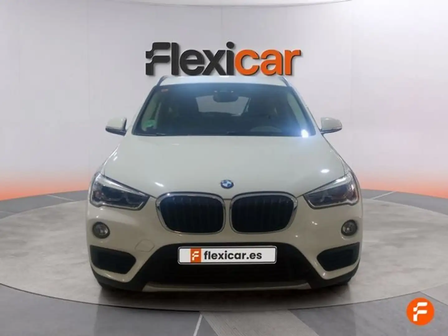 BMW X1 sDrive 18dA Blanco - 2