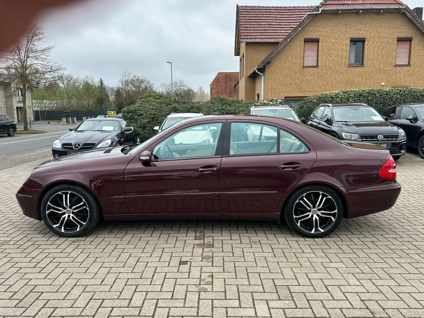 Mercedes-Benz E 280 E280 CDI Limo, Aut., Xenon, Airmatic, AHK Rojo - 2