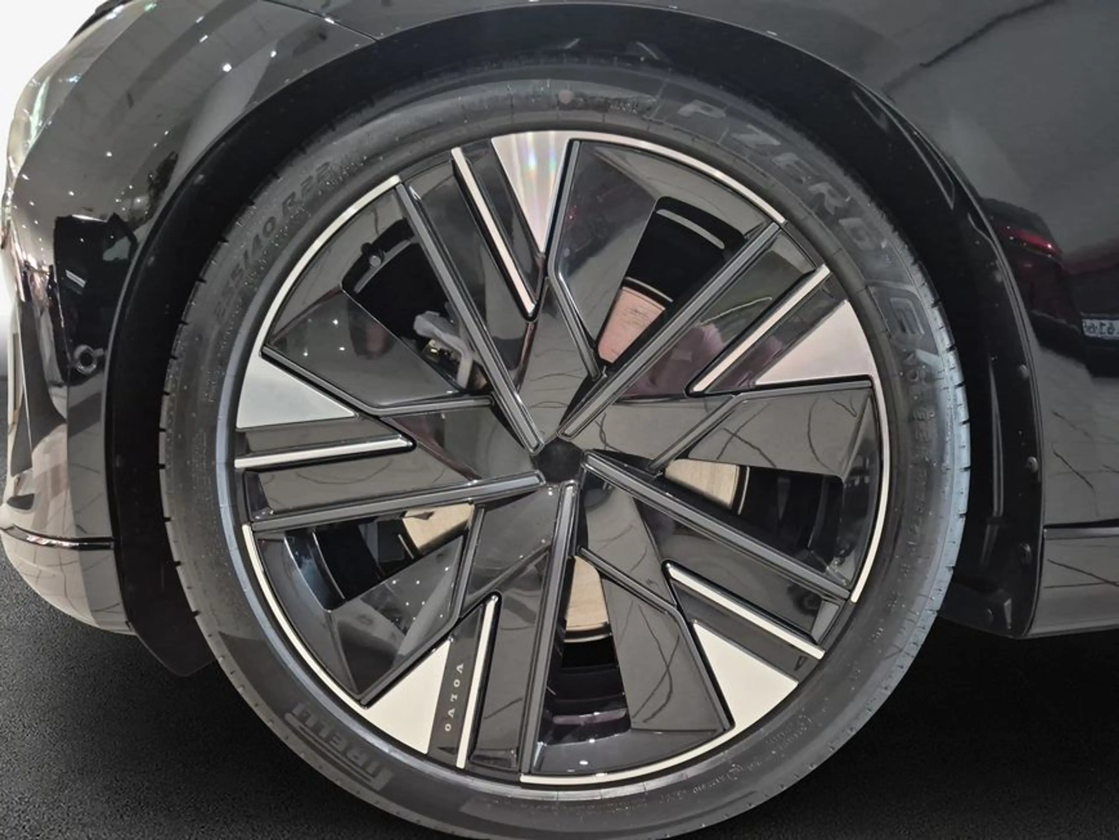 Volvo ES90 Single Motor RWD Ultra 245 kW, 5-türig (Strom — photo 14