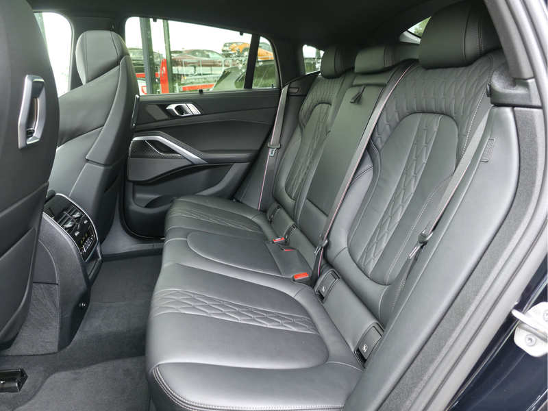 BMW X6 xDrive40i M Sport Automaat / Trekhaak / Panoramada — photo 14