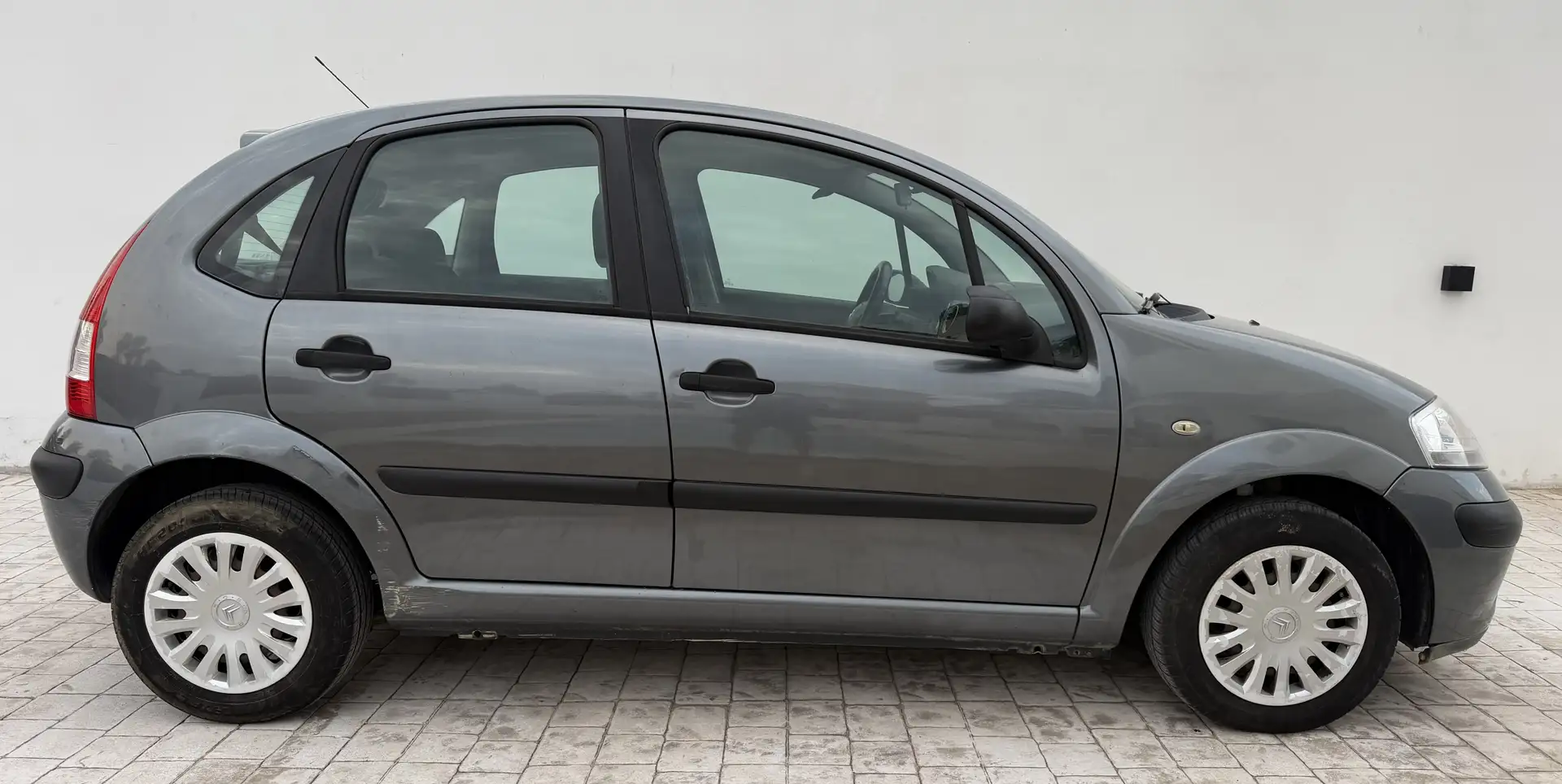 Citroen C3 1.4HDI Audace Marrón - 2
