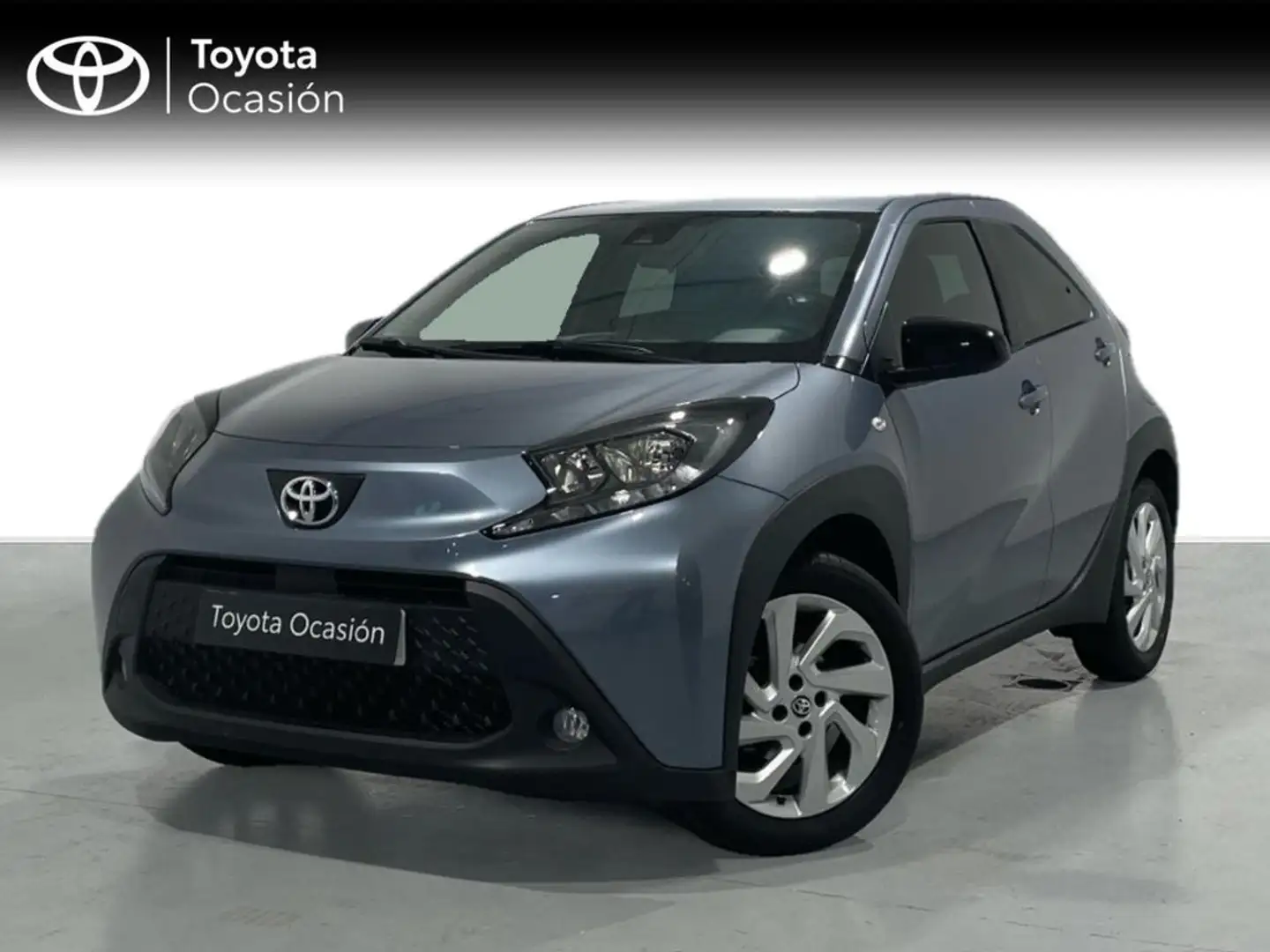 Toyota Aygo Play Grijs - 1