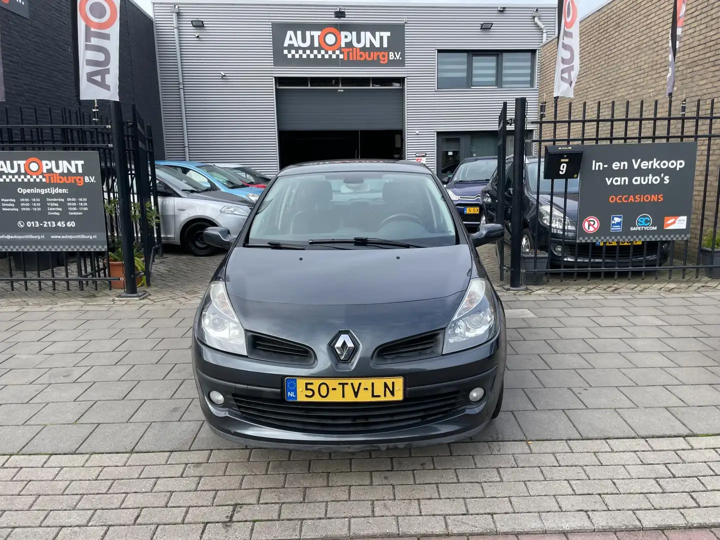 Renault Clio 1.6-16V Privilège 2e Eigenaar! Trekhaak Airco NAP Gris - 2
