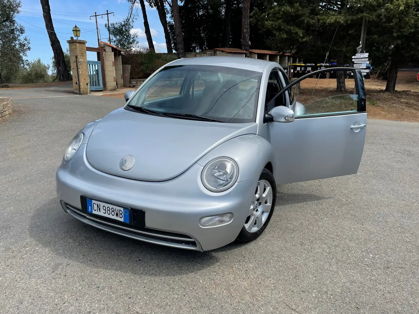 Volkswagen New Beetle New Beetle 1.9 tdi 100cv Argento - 1