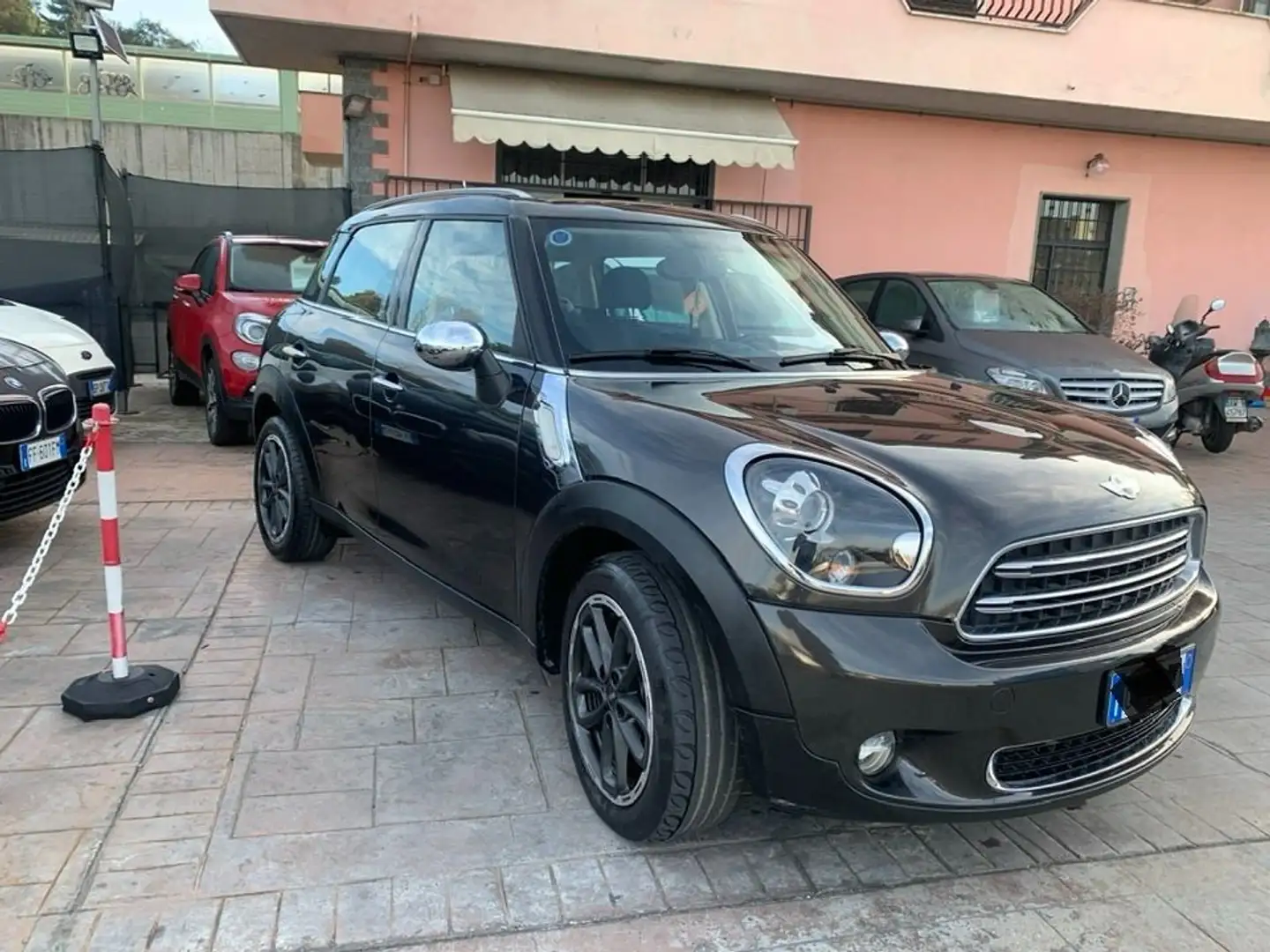 MINI Cooper D Countryman Mini Countryman 2.0 Cooper D auto E6 Gris - 1