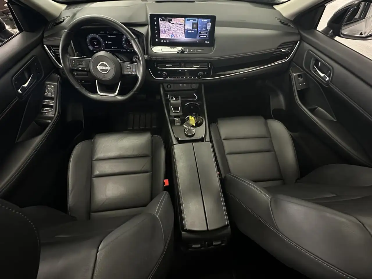Nissan Rogue снимка Nissan Rogue