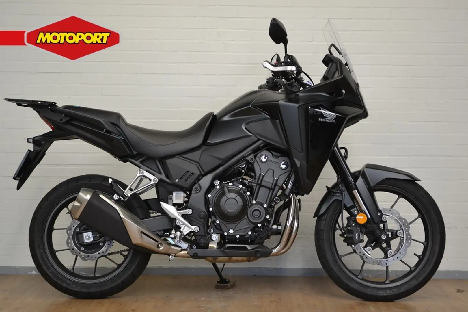 Honda NX 500 Zwart - 1