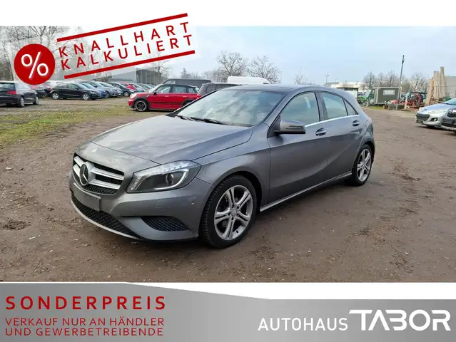 Mercedes-Benz A 200 A 200 Urban BE Pano Navi Xenon Klima SHZ PDC