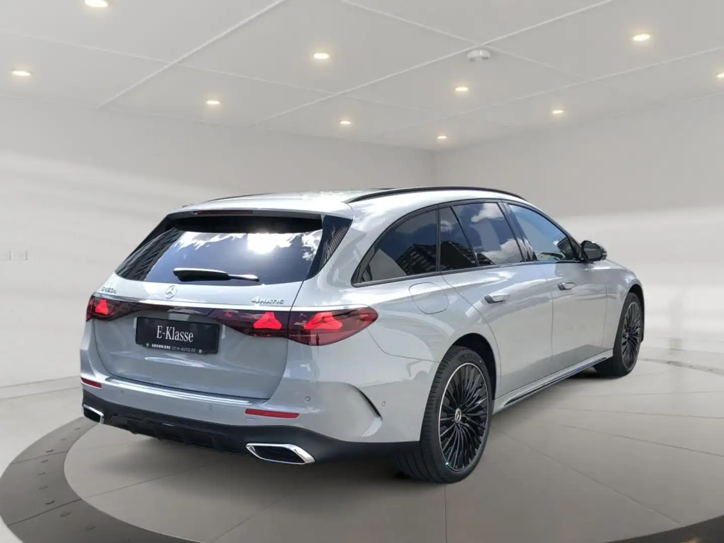 Mercedes-Benz E 450 d 4MATIC T-Modell +MBUX+AMG+Pano+Burm+AHK Grau - 2