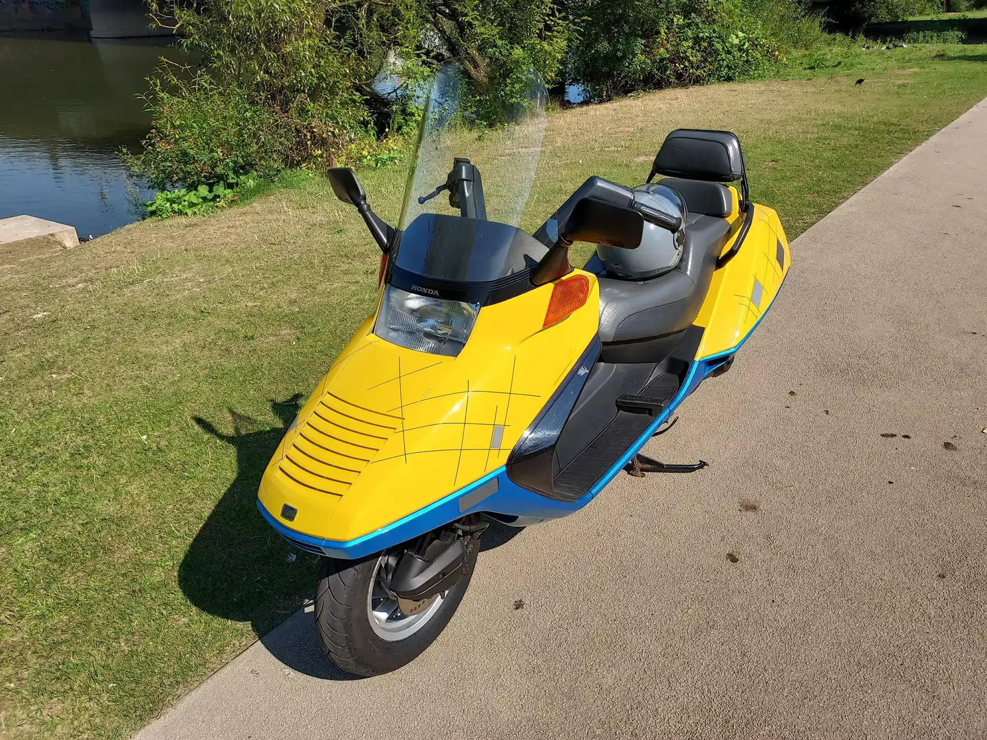 Honda CN 250 MF02 Jaune - 2