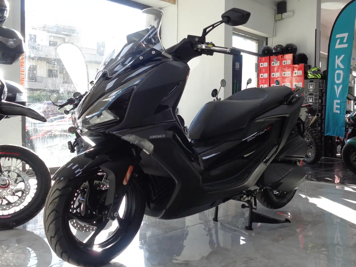 Kymco Downtown 350i KYMCO DOWTOWN 350 GT Negro - 1