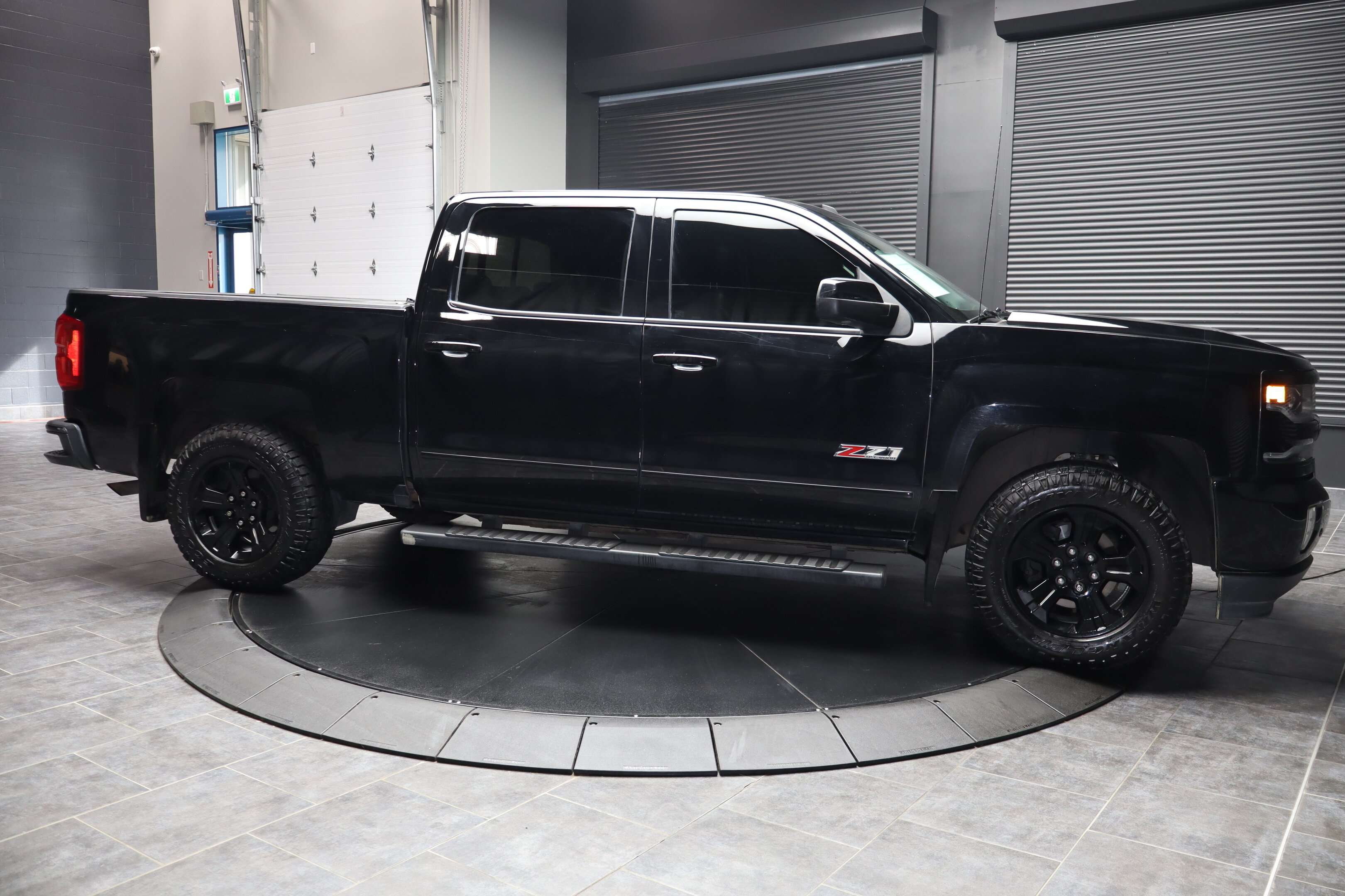 2017 Chevrolet Silverado 1500 LTZ — снимка 1