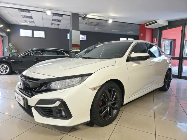 Honda Civic X 5p 1.6 Elegance Navi