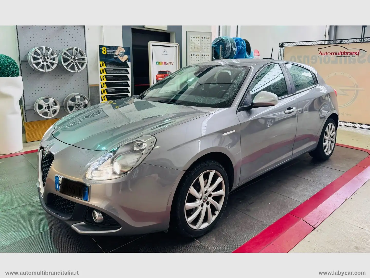 Alfa Romeo Giulietta 1.4 Turbo M.Air 150 CV Super Сірий - 1
