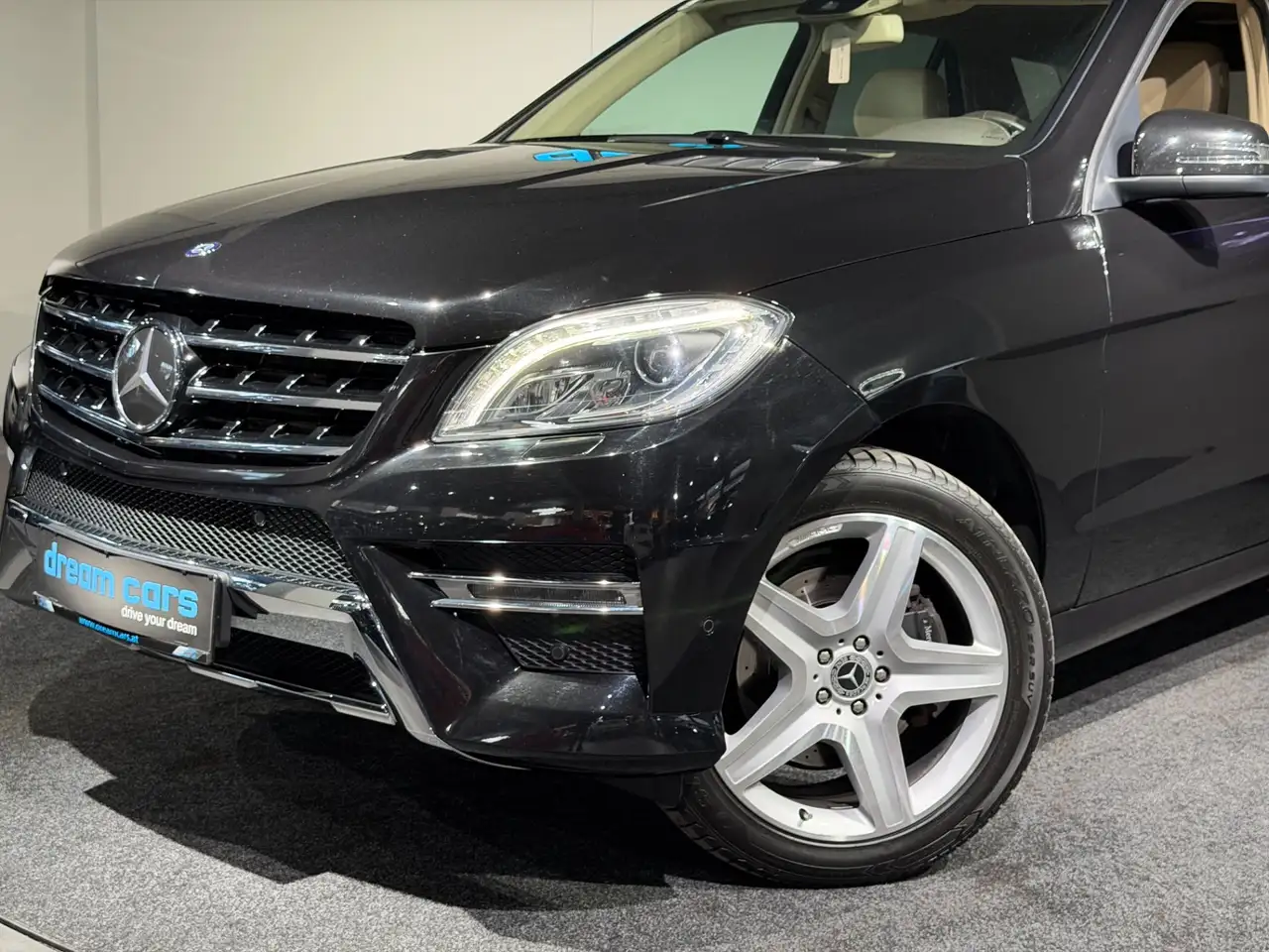 Mercedes-Benz ML 350 CDI DPF 4MATIC / AMG LINE / Ambiente Licht / Sitz Bild 16