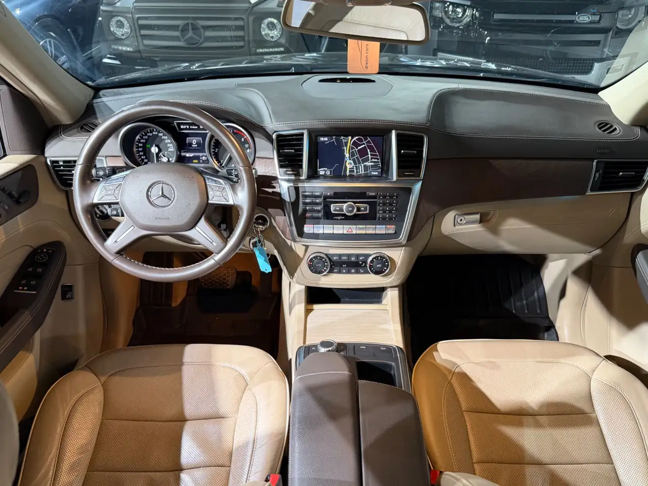 Mercedes-Benz ML 350 CDI DPF 4MATIC / AMG LINE / Ambiente Licht / Sitz Bild 25