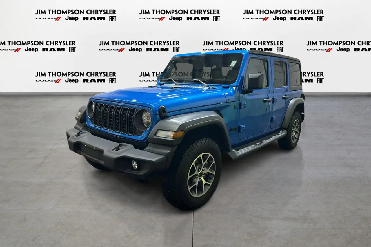 Jeep Wrangler photo Jeep Wrangler