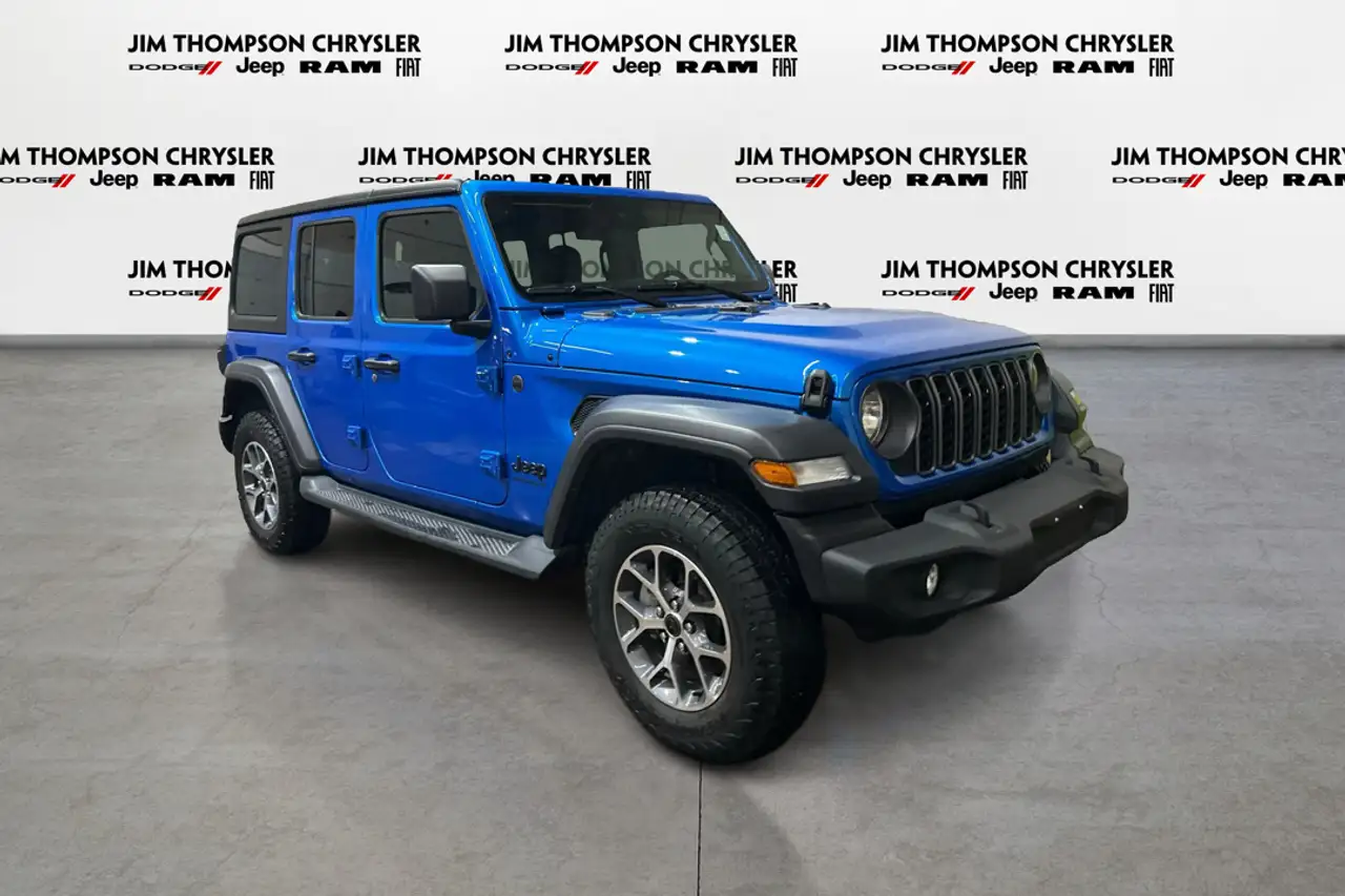Jeep Wrangler photo Jeep Wrangler