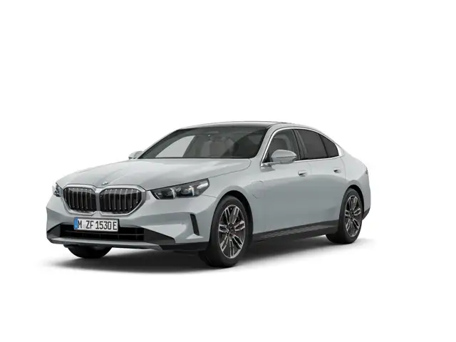 BMW 550 e xDrive LIMO *M Sport Pro* 19''AHK PANO ACC 360°P