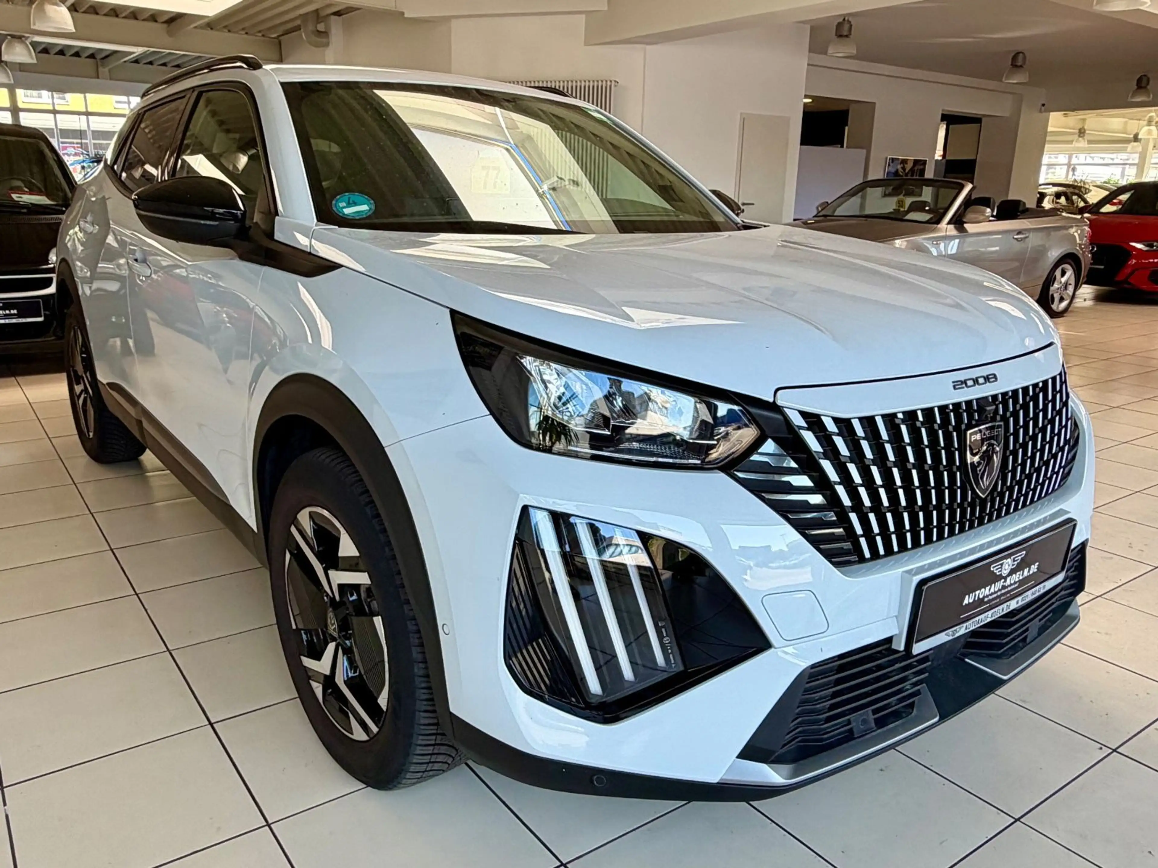 Peugeot 2008 1,2 Allure Benziner/Autmatik — photo 3