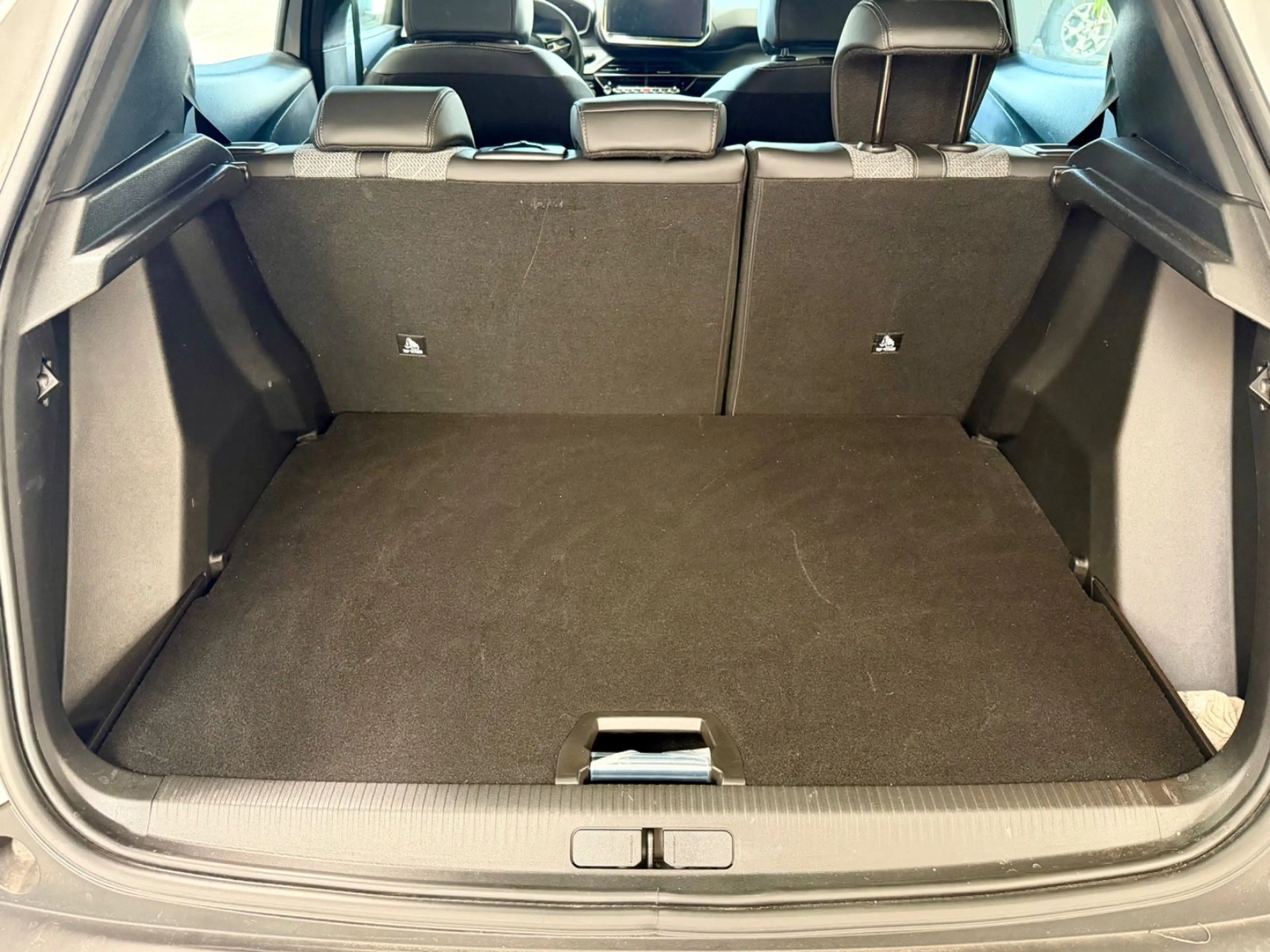 Peugeot 2008 1,2 Allure Benziner/Autmatik — photo 10