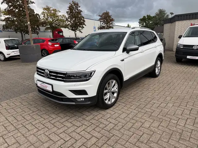 Volkswagen Tiguan Allspace Highline 4Motion*7 SITZER*NAVI*2