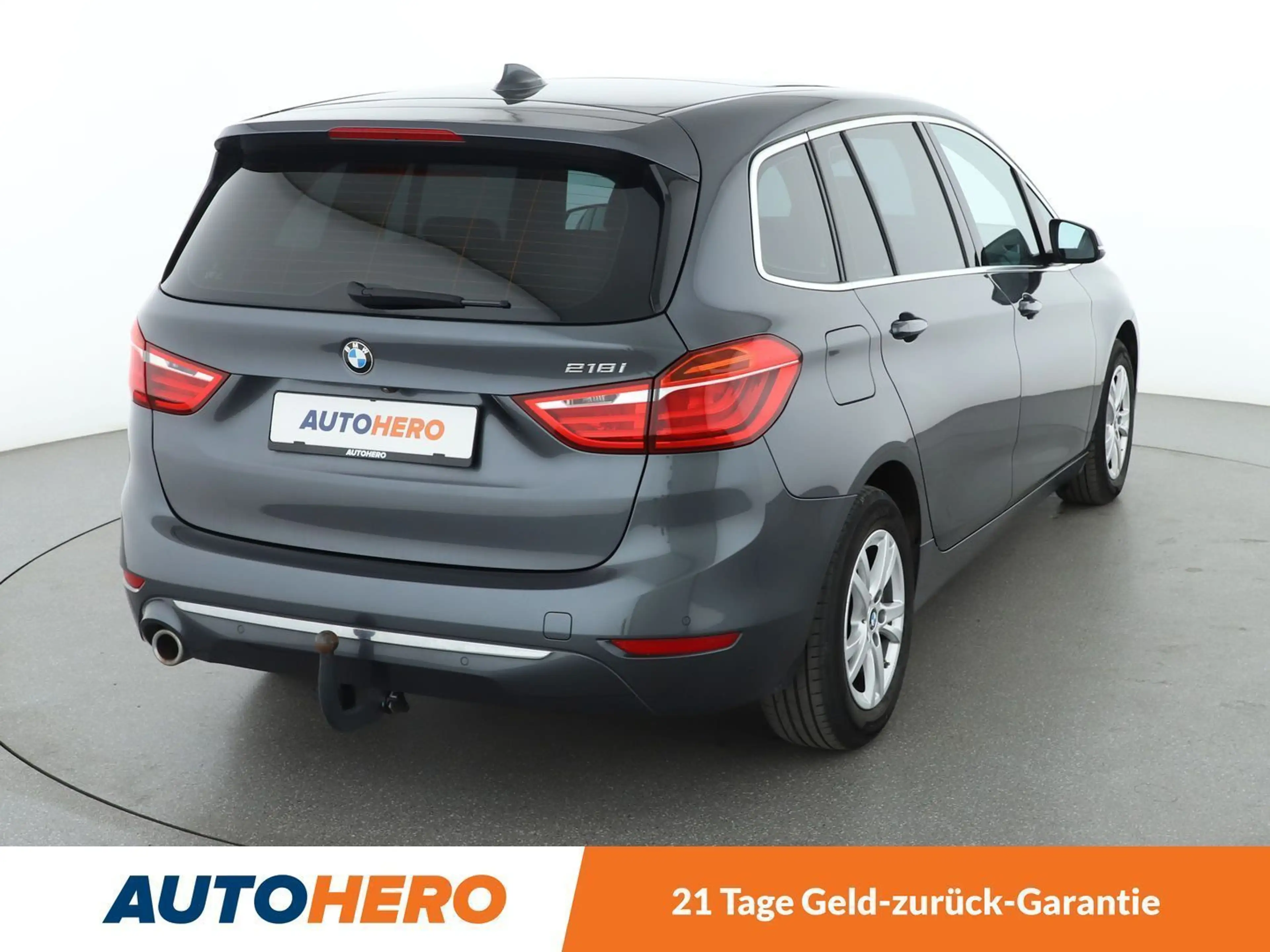 BMW 218 218i Gran Tourer Luxury Line Aut.*NAVI*CAM*PDC* — photo 6