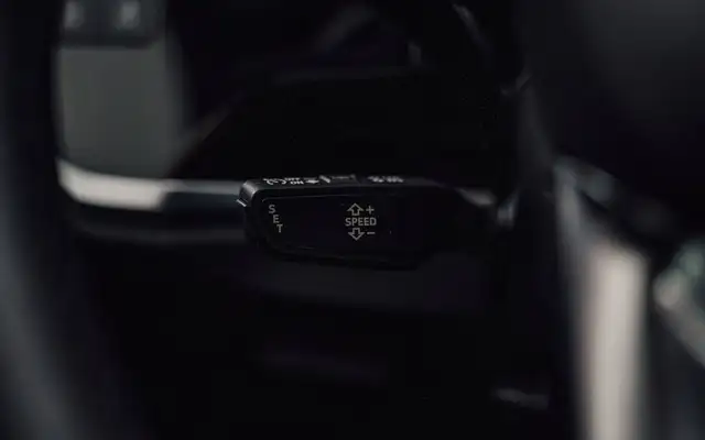 Audi Q3 view 30