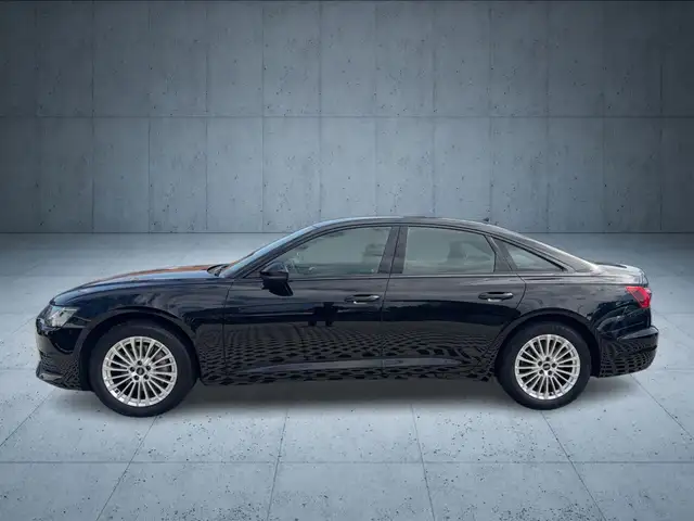 Audi A6 view 2