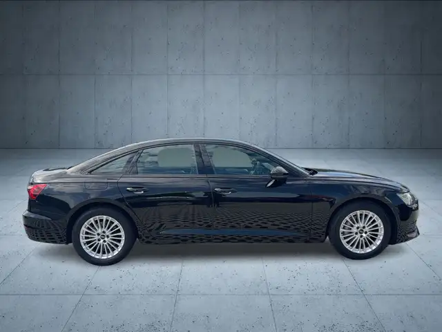Audi A6 view 6