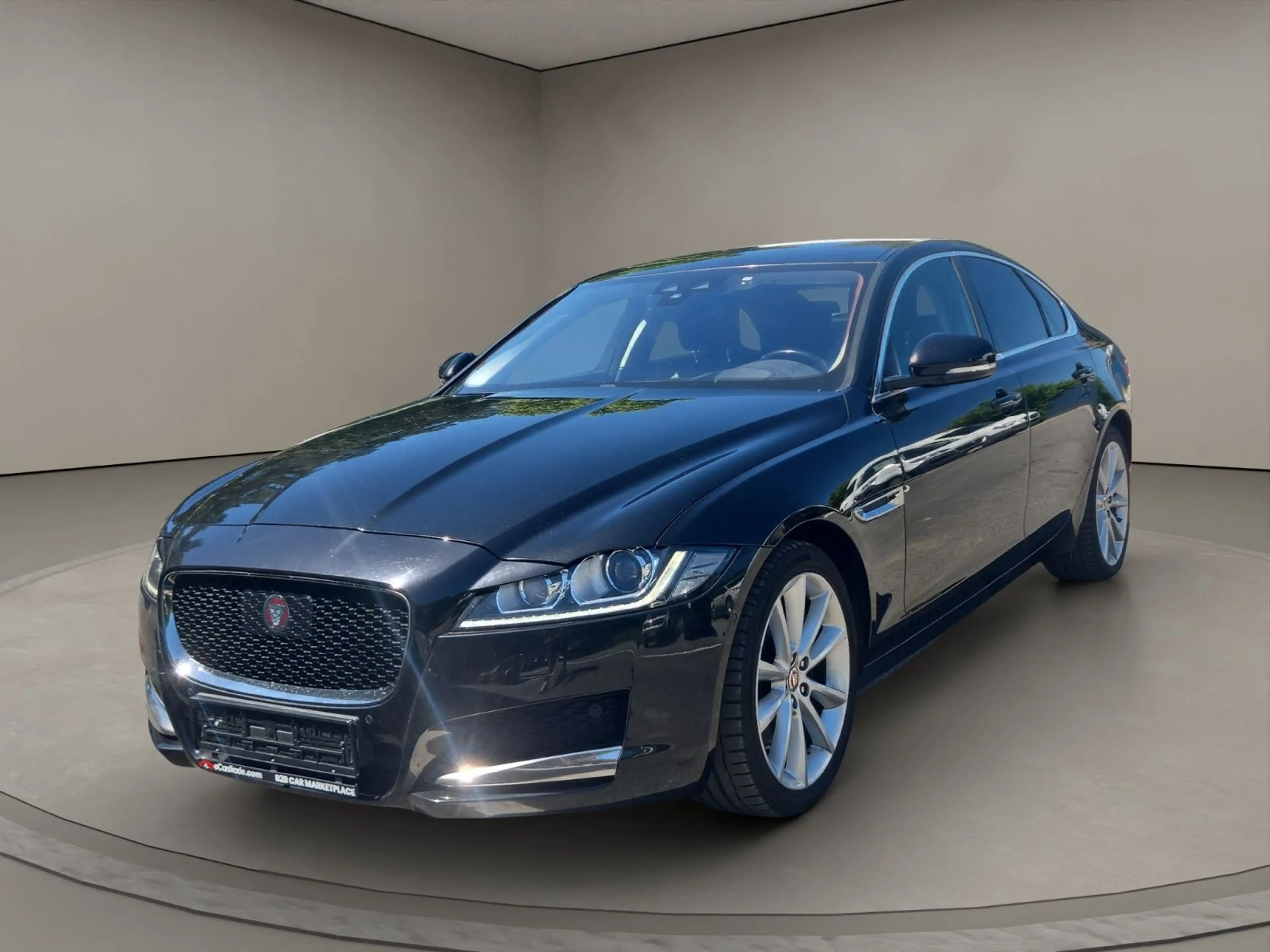 Jaguar XF Prestige 2.0D Leder/e-Sitze/Kamera+PDC/HeadUp