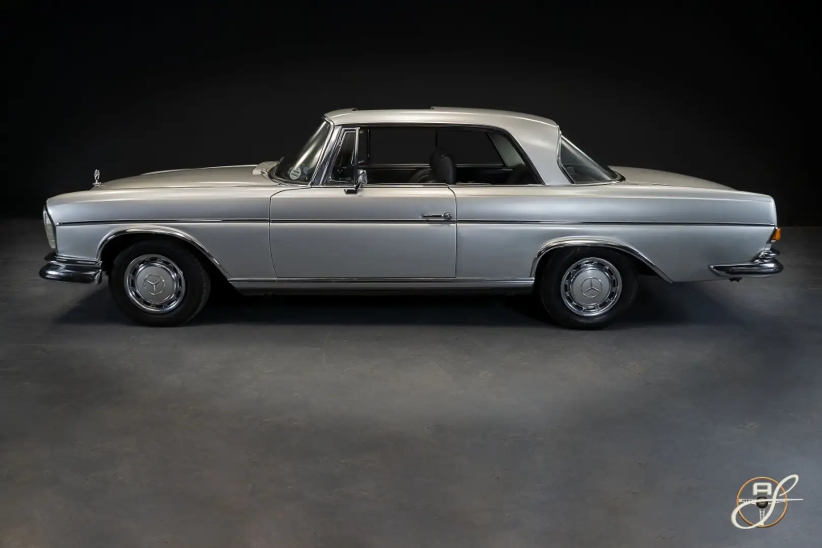 Mercedes-Benz 280 SE 3.5 Coupé (111) Argent - 2
