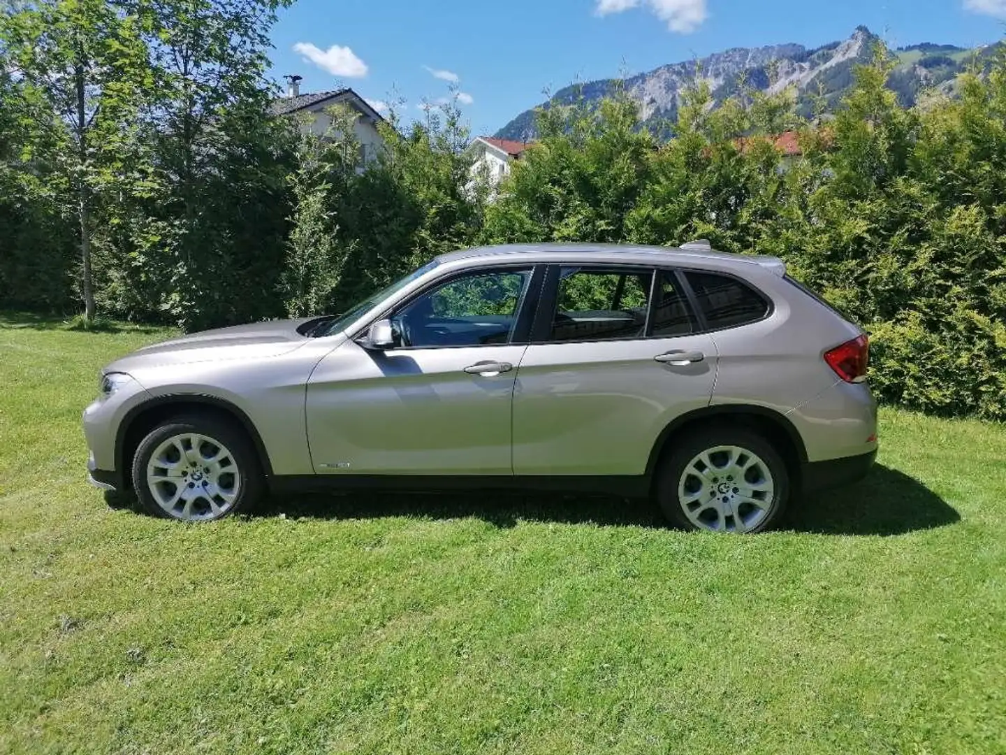 BMW X1 X1 sDrive18i Beige - 2