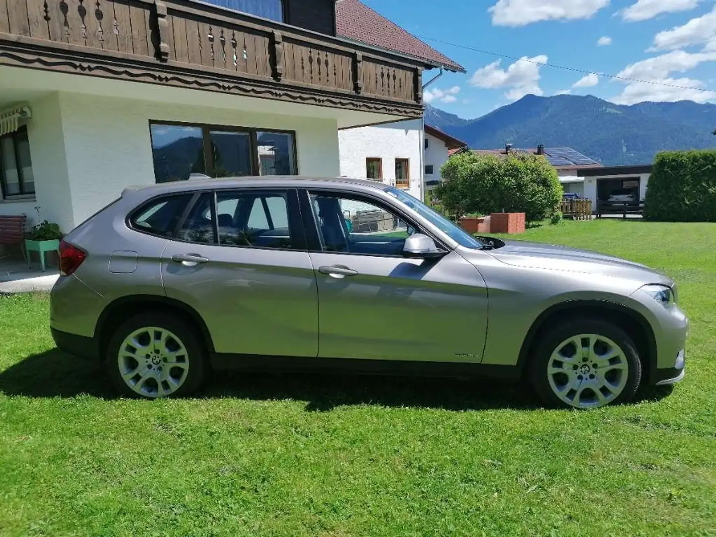 BMW X1 X1 sDrive18i Beige - 1