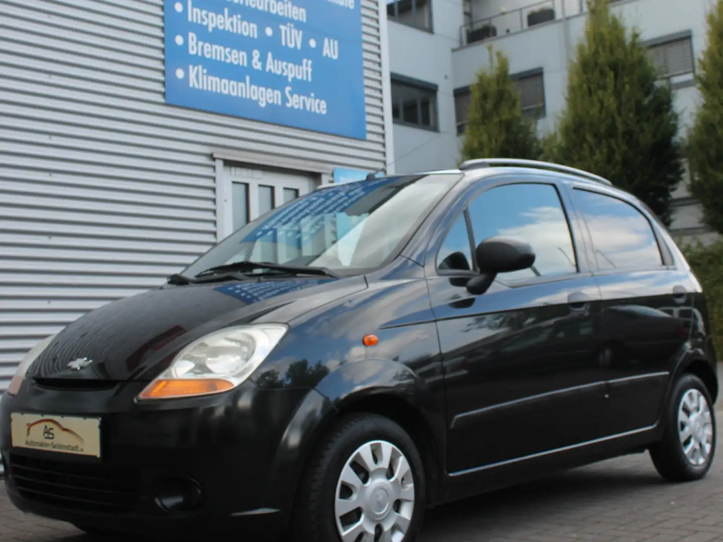 Chevrolet Matiz 1.0 SE, Klima 5 Türig,Dachreling,Vollfahrbereit Siyah - 1