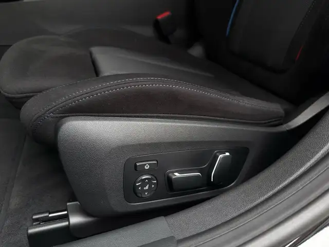 BMW I4 view 13