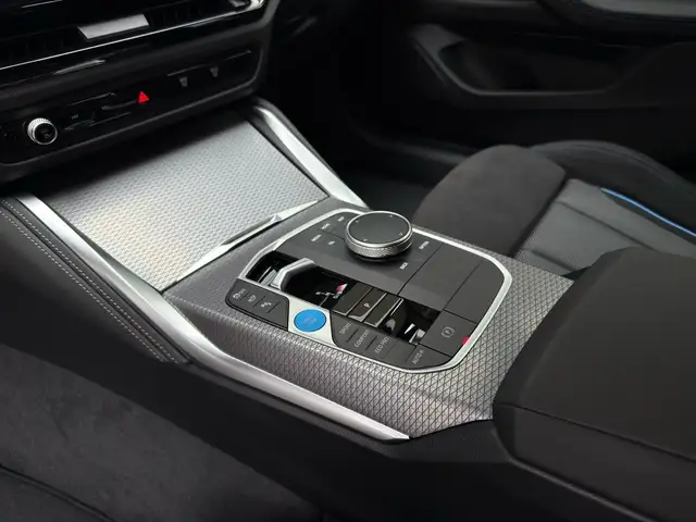BMW I4 view 11