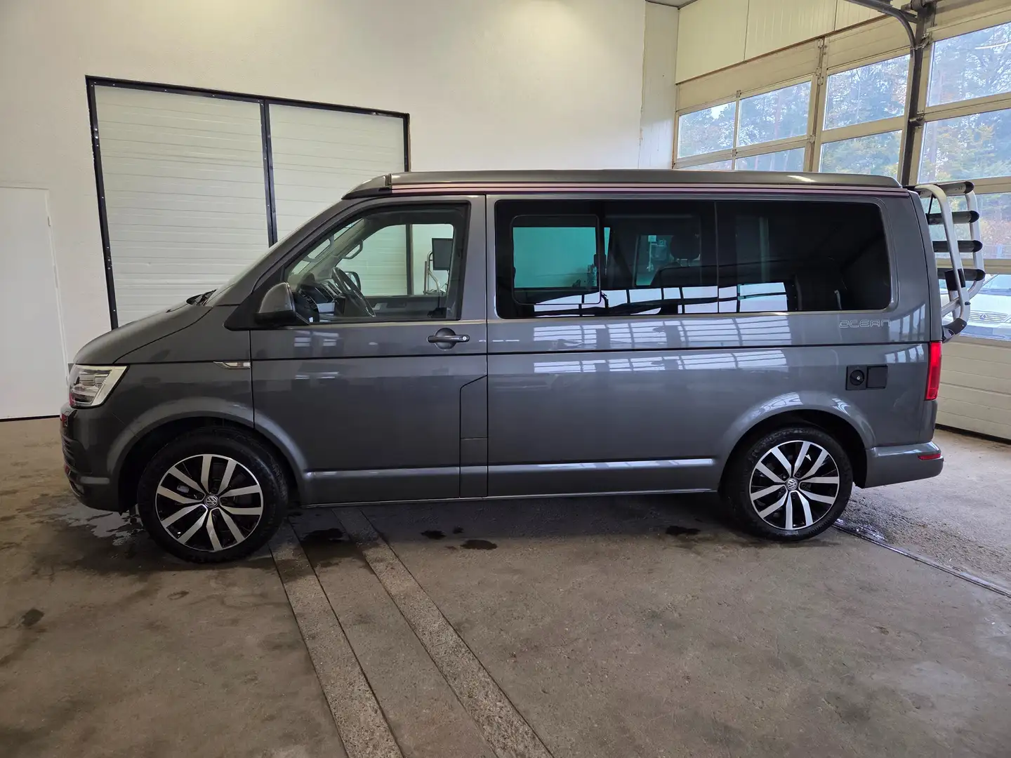 Volkswagen T6 California California Ocean 4Motion/ Leder/Led/Acc 150ps Grau - 2